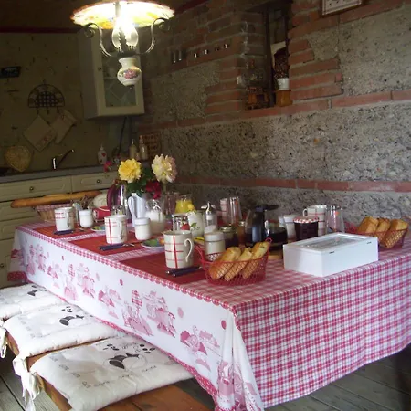 Bed & Breakfast Le Clos De Saint 3*