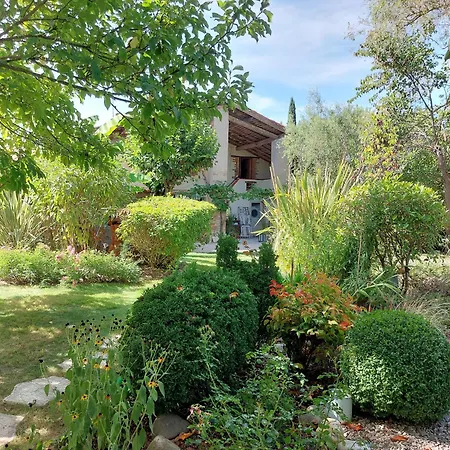 Le Clos De Saint Montauban