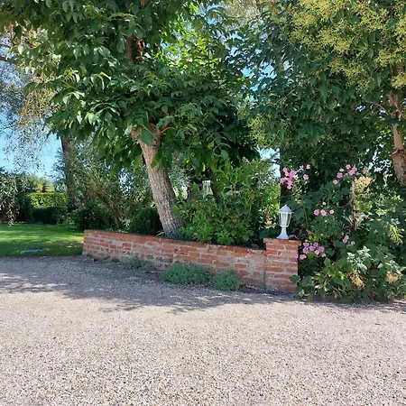 Le Clos De Saint 3*