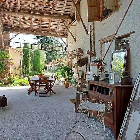 Le Clos De Saint 3*