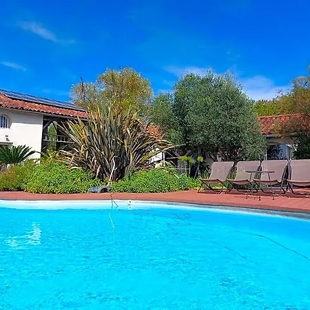 Le Clos De Saint Montauban