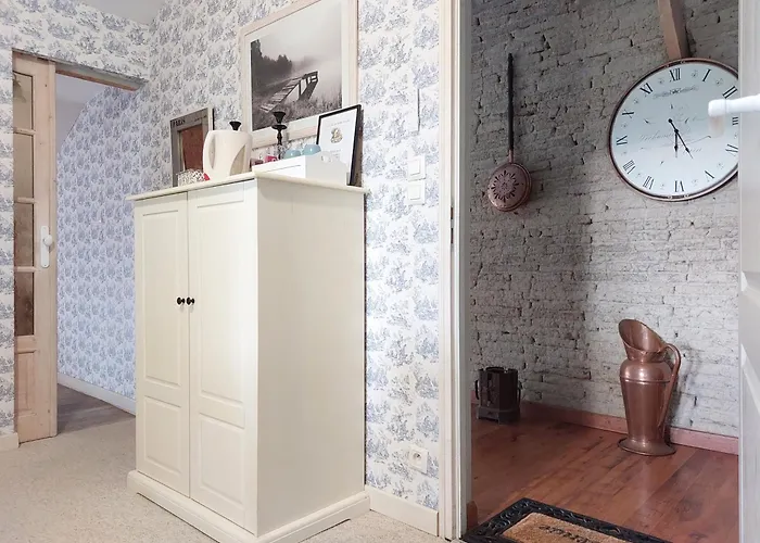 Le Clos De Saint Отель типа 